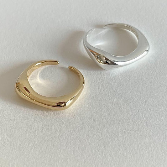 Anillo de Plata de Ley 925 con Forma Geométrica Irregular Minimalista para Mujer con Acabado Liso Pulido