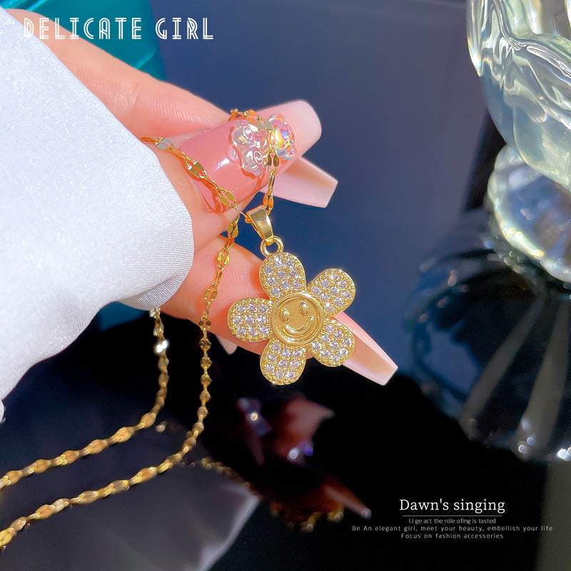 Collana con Pendente Geometrico Floreale Esotico per Donne in Acciaio al Titanio con Dettagli Micro-Pavé e Stile a Catena per Clavicole