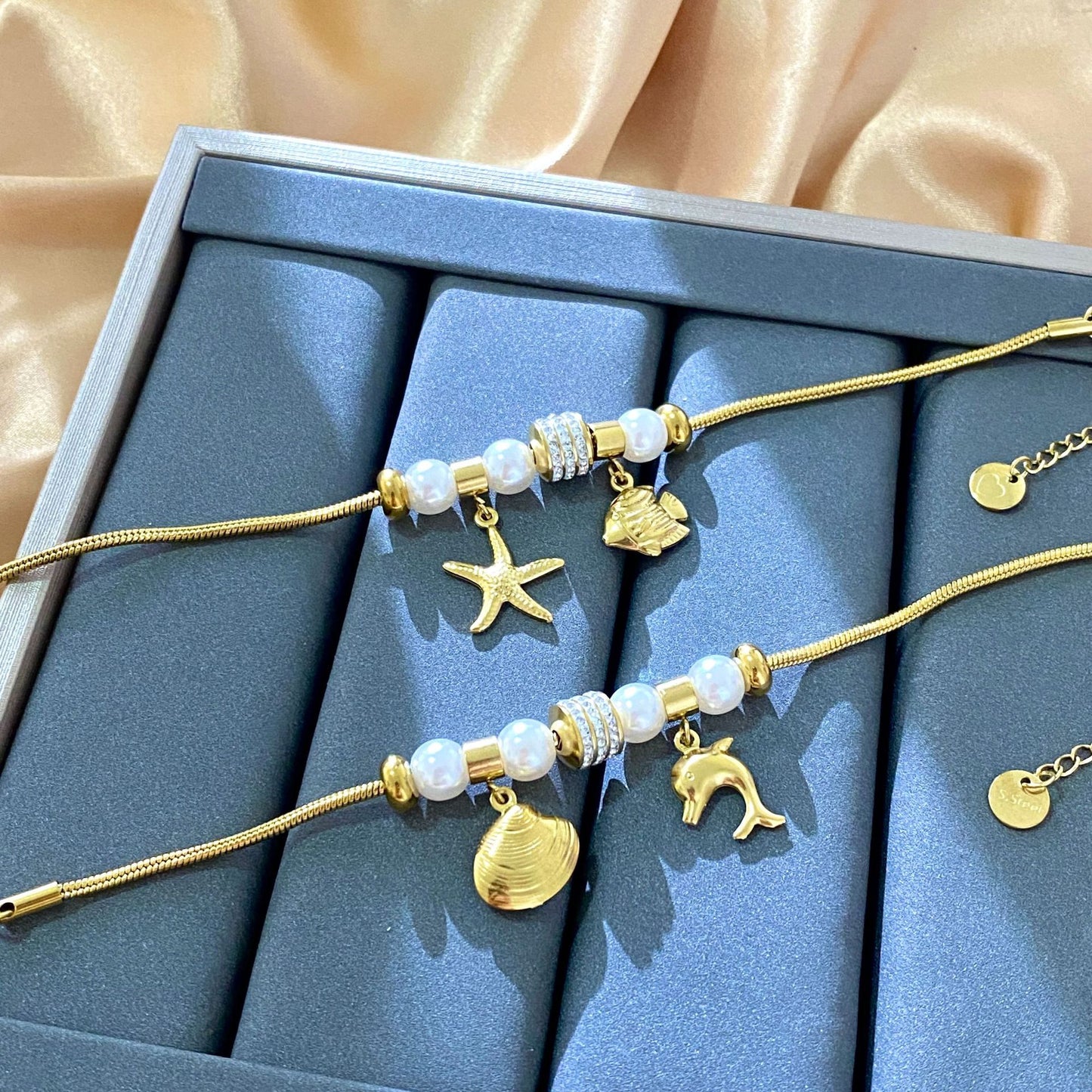Sweet Geometric Starfish Shell Dolphin Fish Imitation Pearl Design Stainless Steel Bracelet for Women