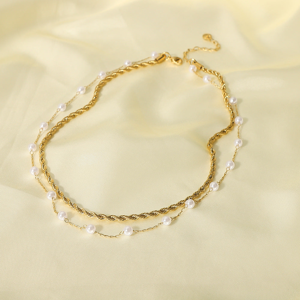 Collana con pendente geometrico minimalista da donna con catena in acciaio inossidabile placcato oro 18 carati con inserti di perle