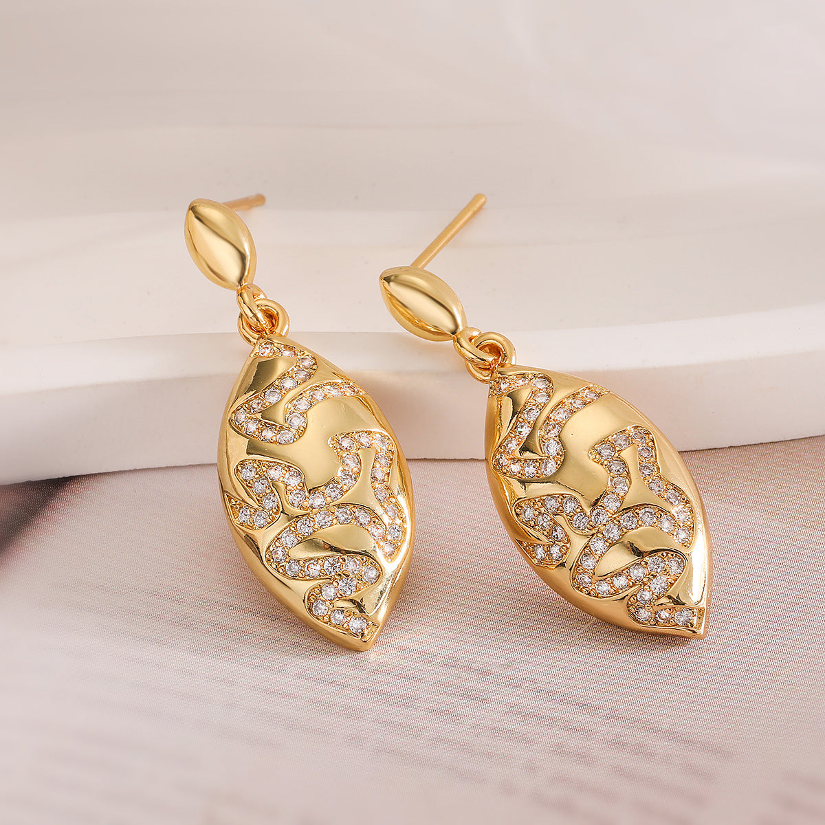 Minimalist Geometric Asymmetrical Drip-Shaped Zirconia Earrings in Gold-Plated Copper for Women