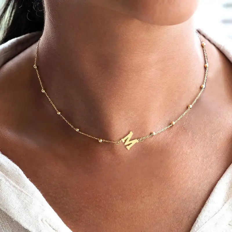 Collana con Lettera in Acciaio Inossidabile Placcato Oro Minimalista con Catena a Sfera