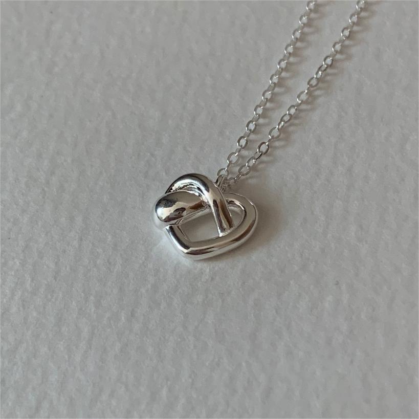 Minimalist Heart-Shaped 925 Sterling Silver Necklace with Plated Finish on Cross Chain