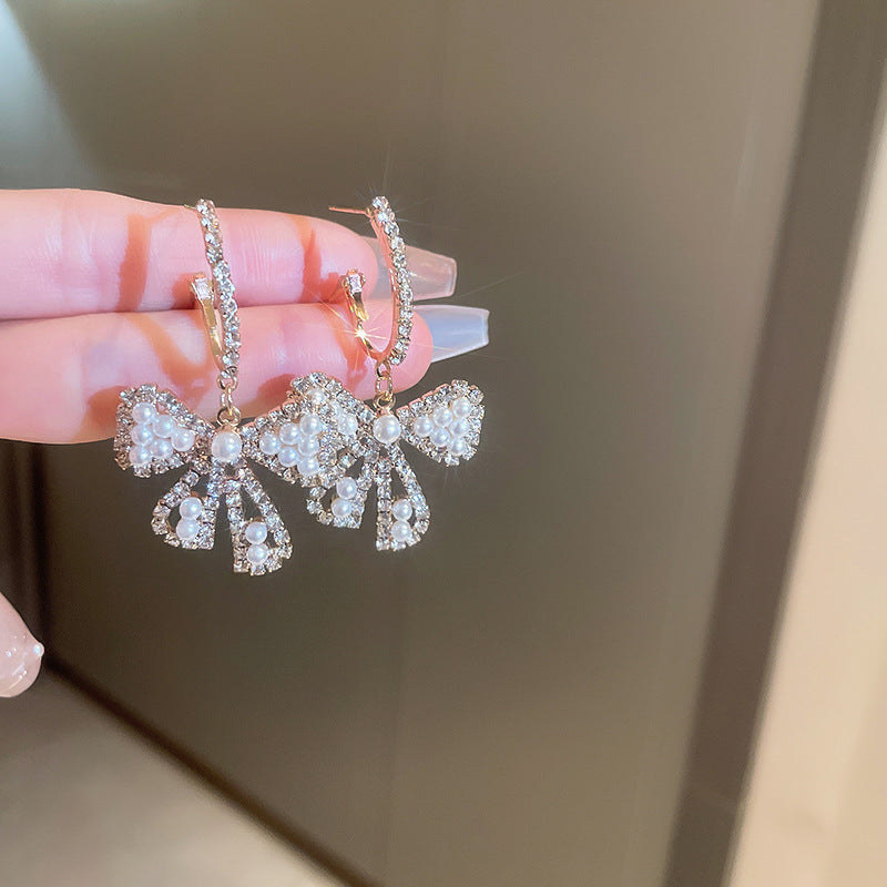 Eleganti Orecchini a Perno da Donna in Stile Francese Vintage con Zirconi Geometrici e Perle Imitazione