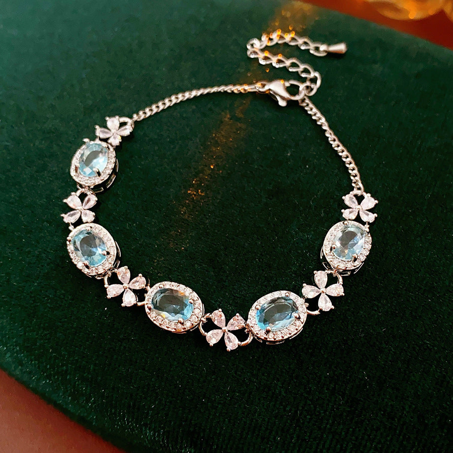 Elegant Heart Floral Brass Plated Inlaid Cubic Zirconia Bracelet for Women