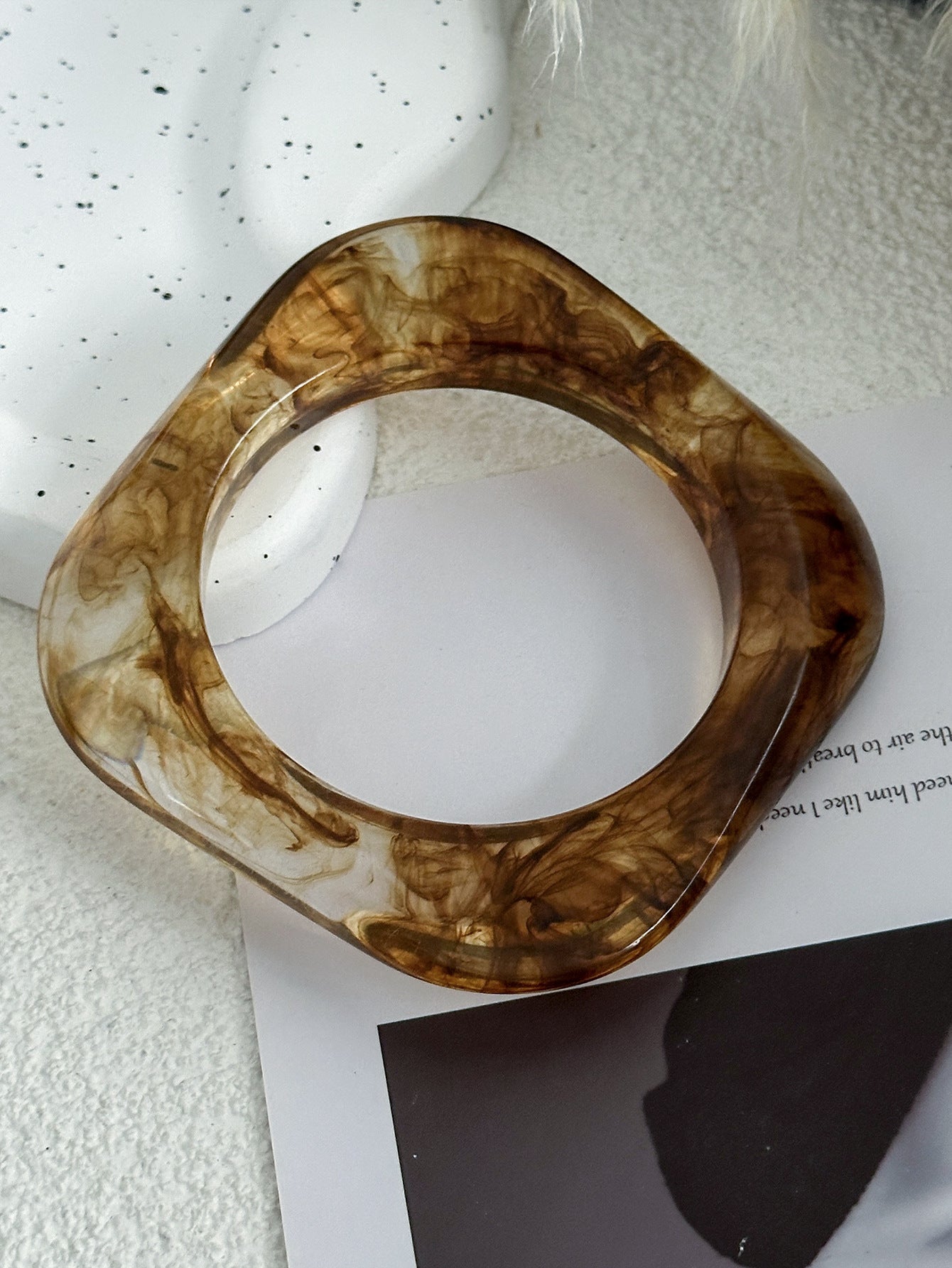 Vintage Geometric Acrylic Drip Oil Bracelet with Abstract Curved Texture