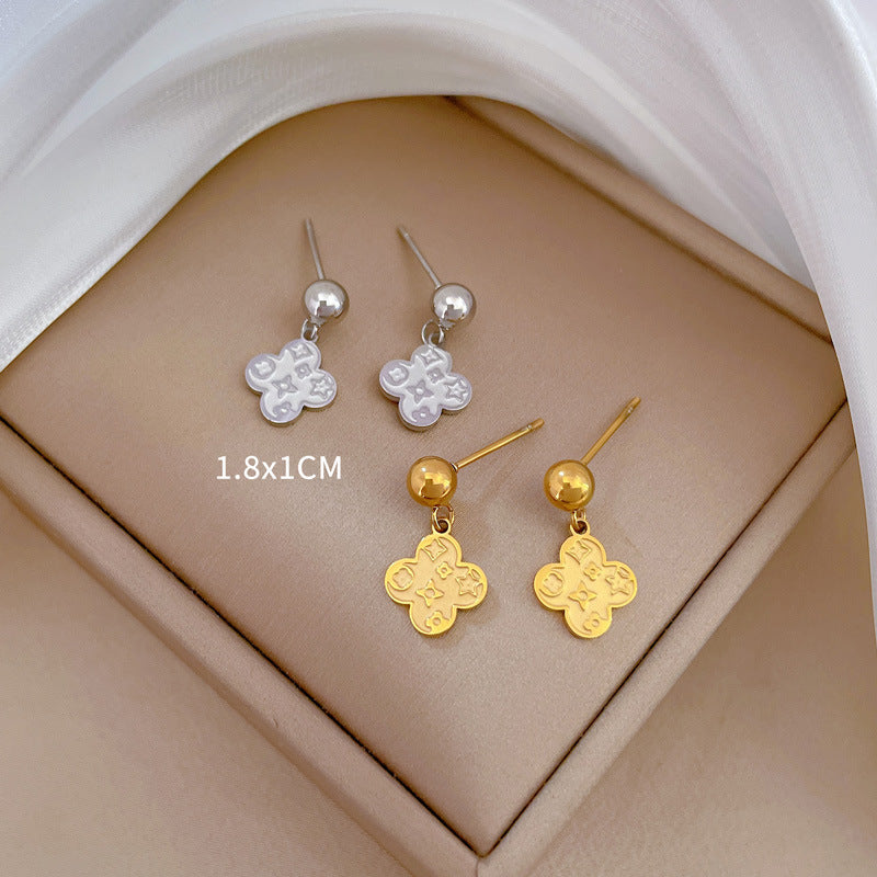 Pendientes de acero de titanio geométricos minimalistas con trébol de la suerte para mujer