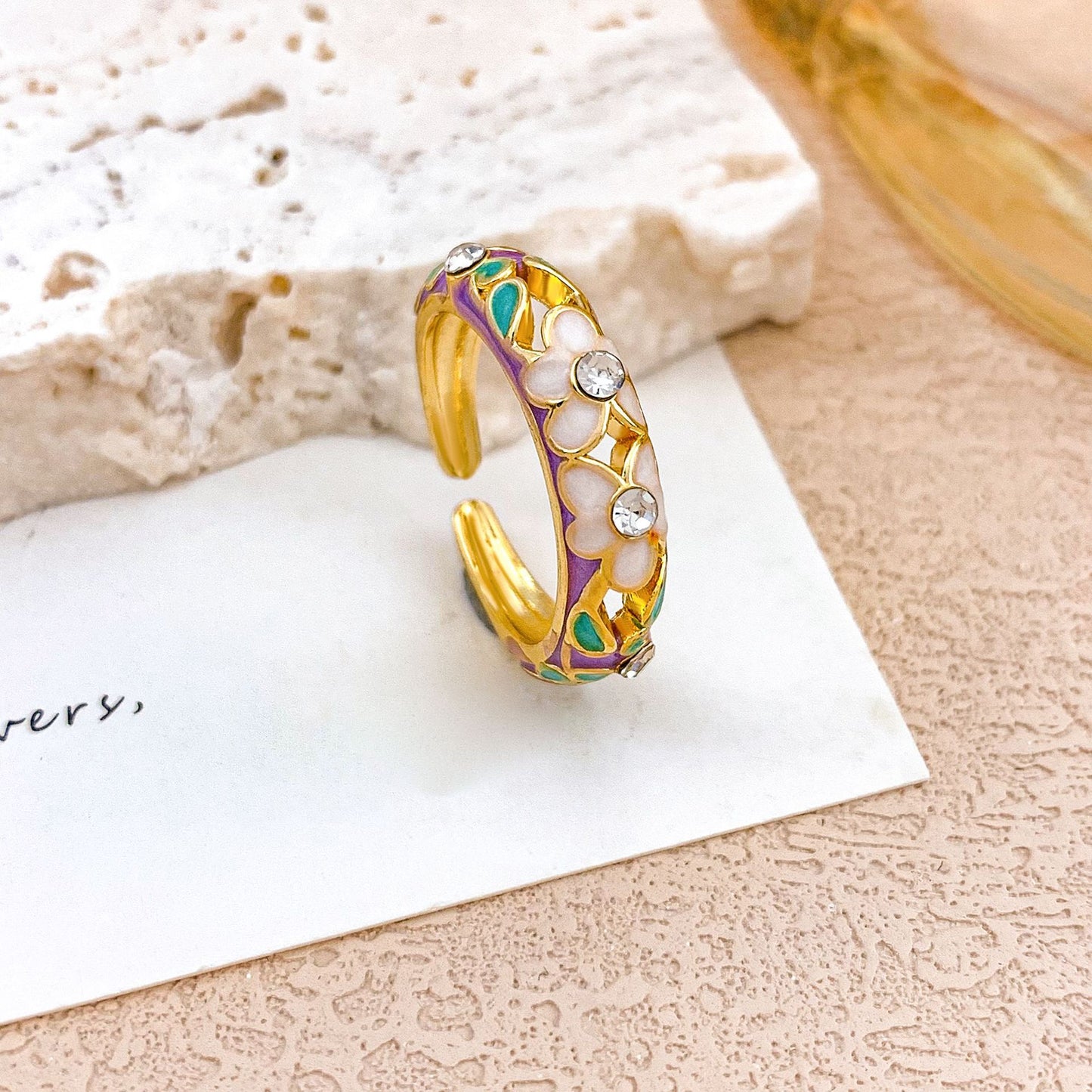 Anello in lega placcato oro con design floreale e cavo, elegante e di lusso, per donna
