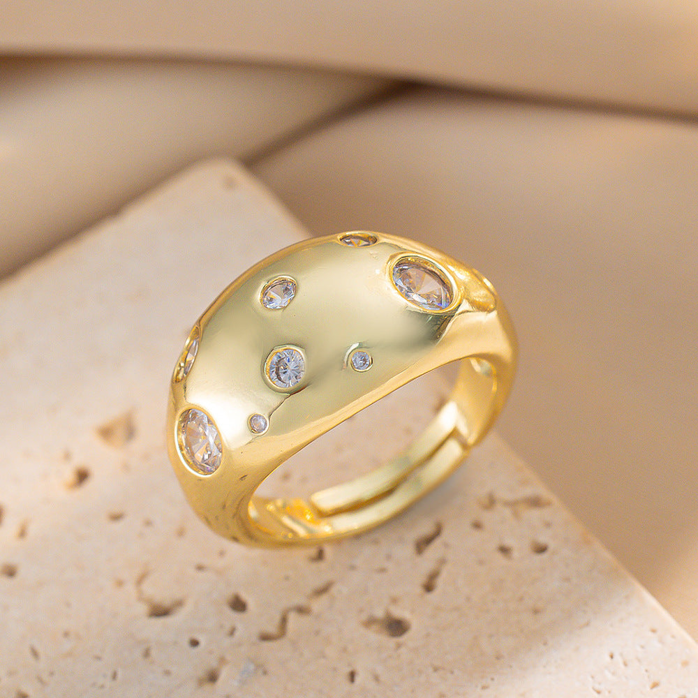 Minimalist Geometric Copper Ring with Zircon Inlay for Women and Men, Gold-Plated 18K Luxury Fashion Accessory