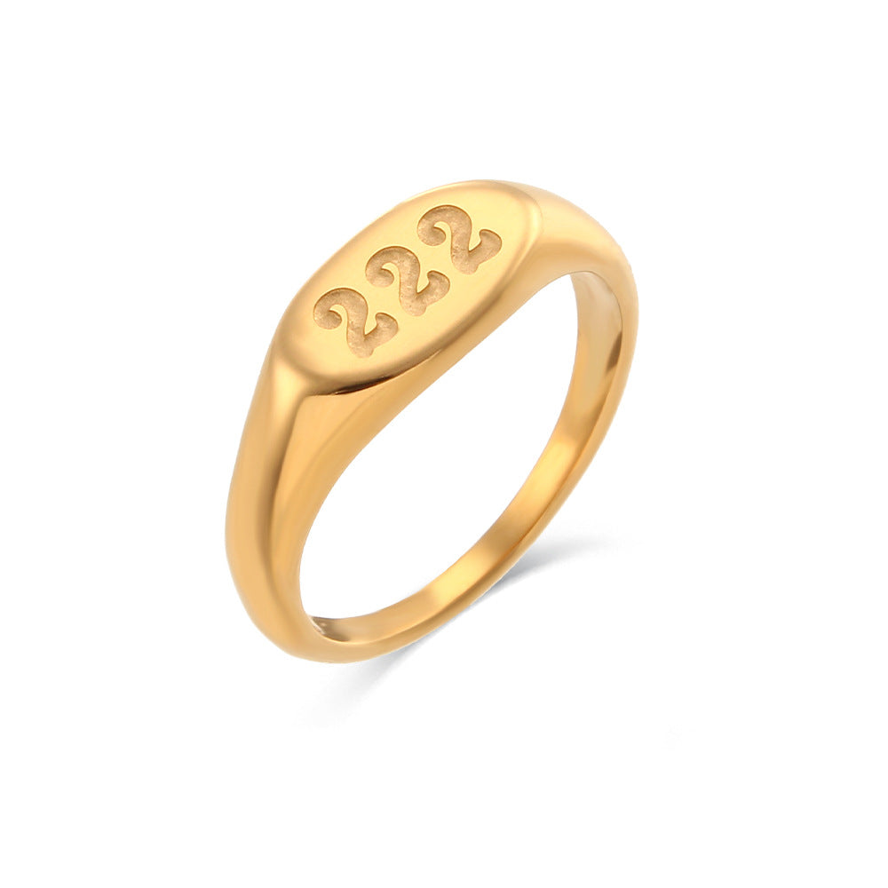 Anello da donna minimalista con numero ovale 333 in acciaio inossidabile placcato oro 18 carati