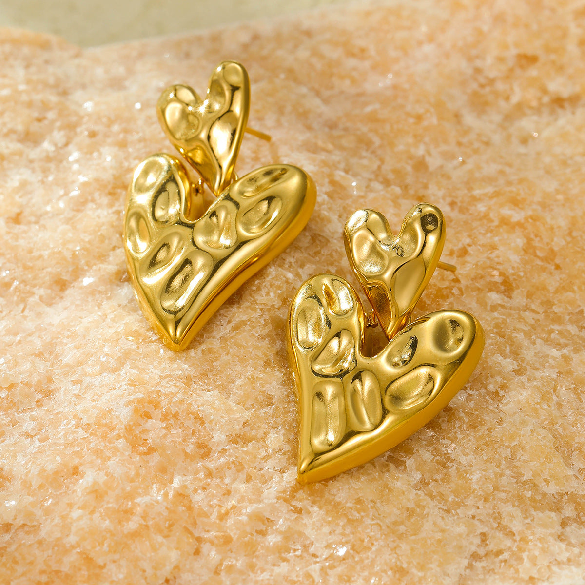 Aretes de aro de acero inoxidable en forma de corazón estilo vintage con flecos con volantes y acabado chapado para mujer