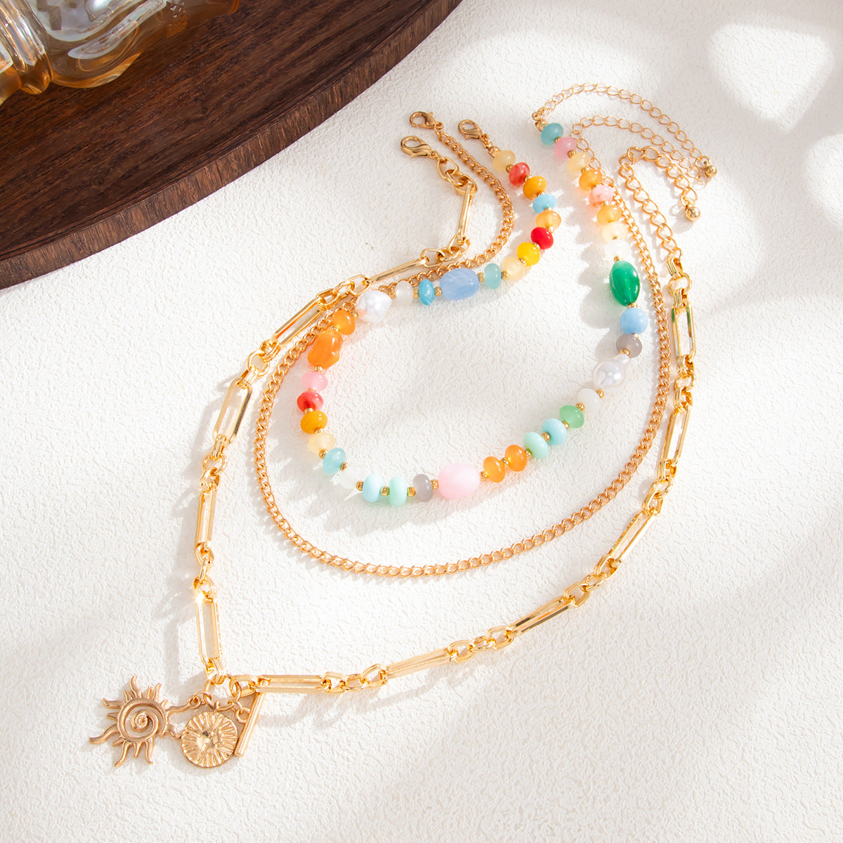 Casual Geometric Round Sunflower Pendant Necklace with Resin Beads Zinc Alloy Iron Plated Ball Chain for Women
