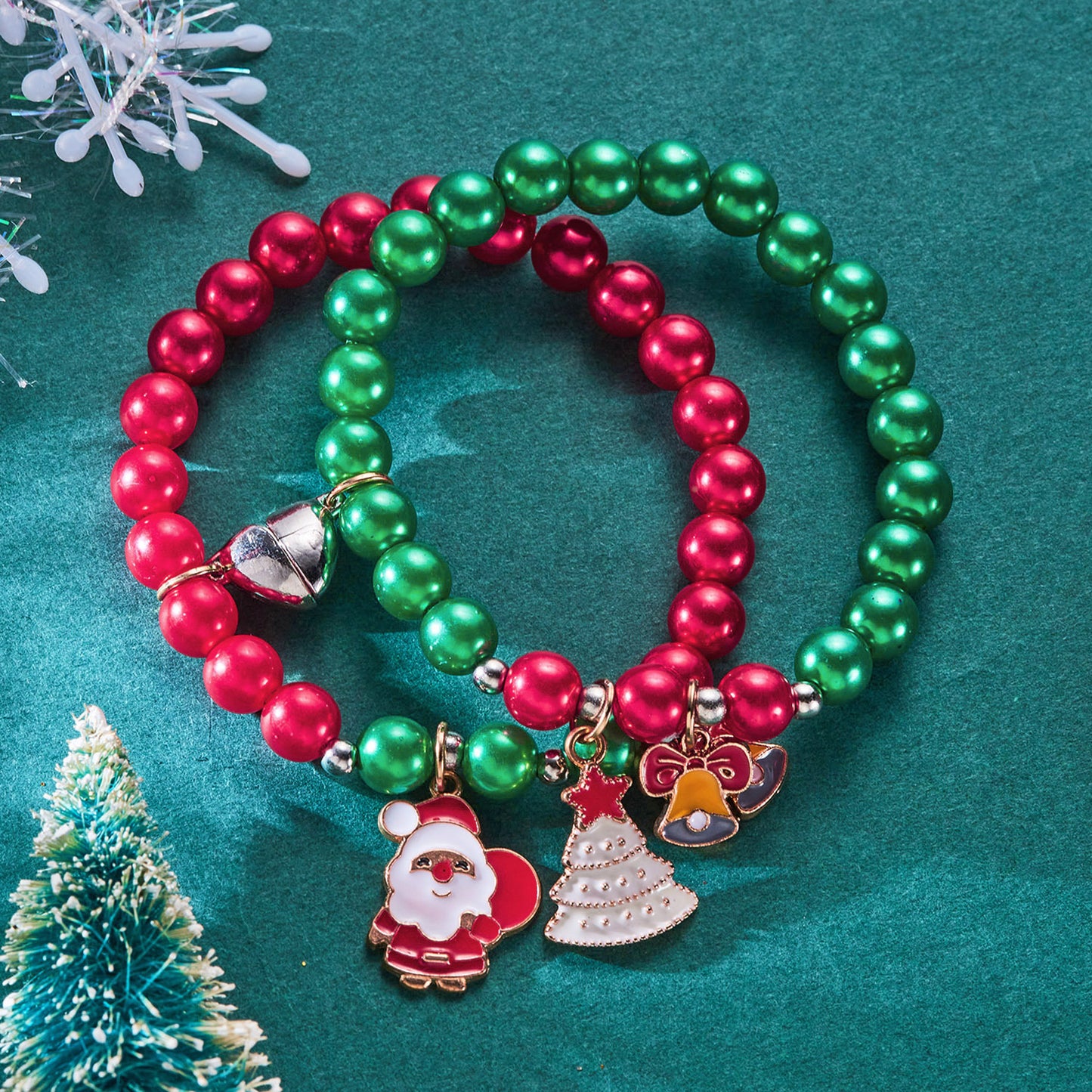 Bracciale Magnetico in Lega a Forma di Cuore per Coppie con Accenti di Babbo Natale e Fiocco di Neve Gioielli Natalizi Festivi per Donne e Uomini