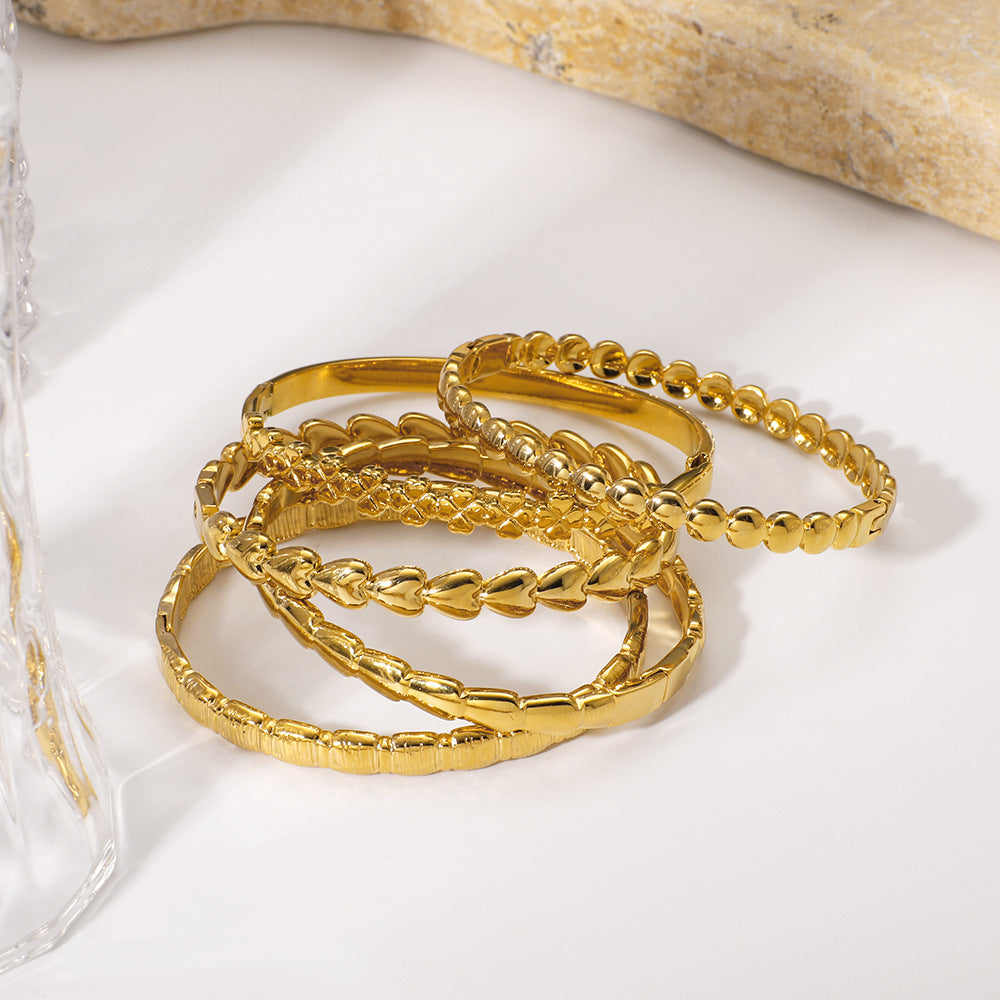 Bracciale Minimalista da Donna a Giunzione di Bambù Stellata in Acciaio Inossidabile con Placcatura Sottovuoto in Oro 18K Design Geometrico