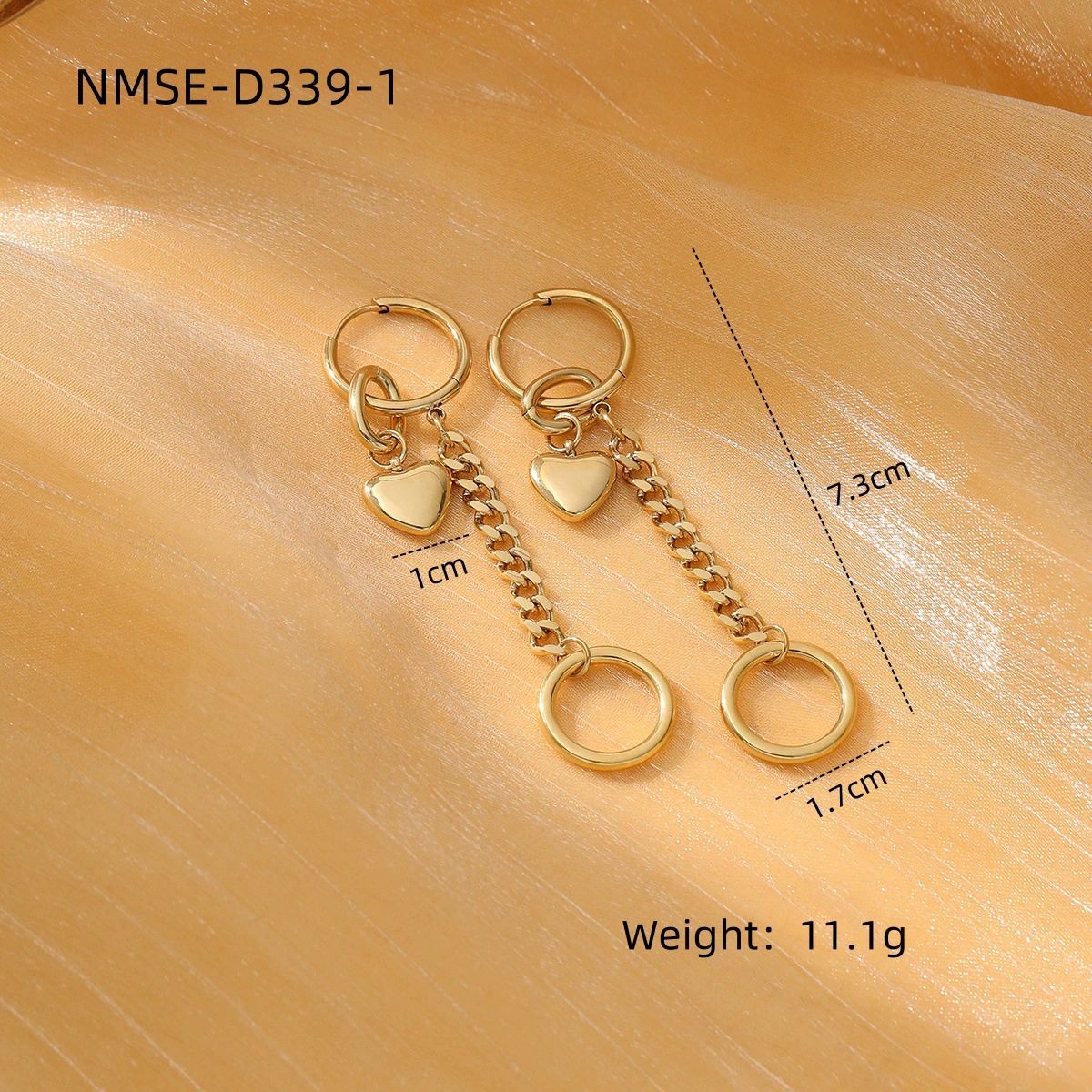 Fashionable Heart-Shaped Stainless Steel Stud Earrings with Plated Finish for Women