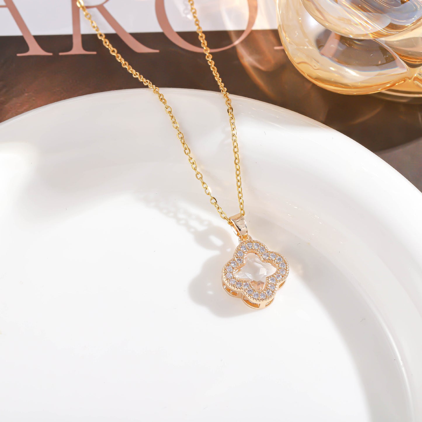 Sweet Elegant Floral Titanium Steel Inlay Rhinestone Pendant Necklace for Women