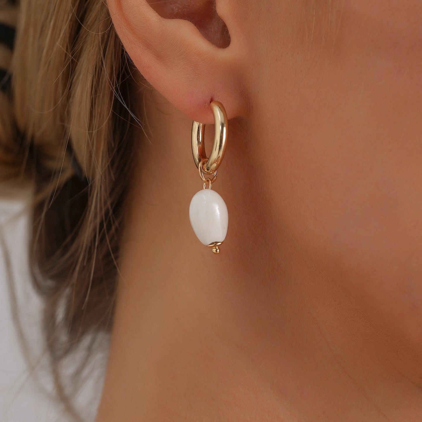Vintage Luxury Geometric Heart Round Crystal Plated Zinc Alloy Earrings with Tassel Asymmetric Design for Women