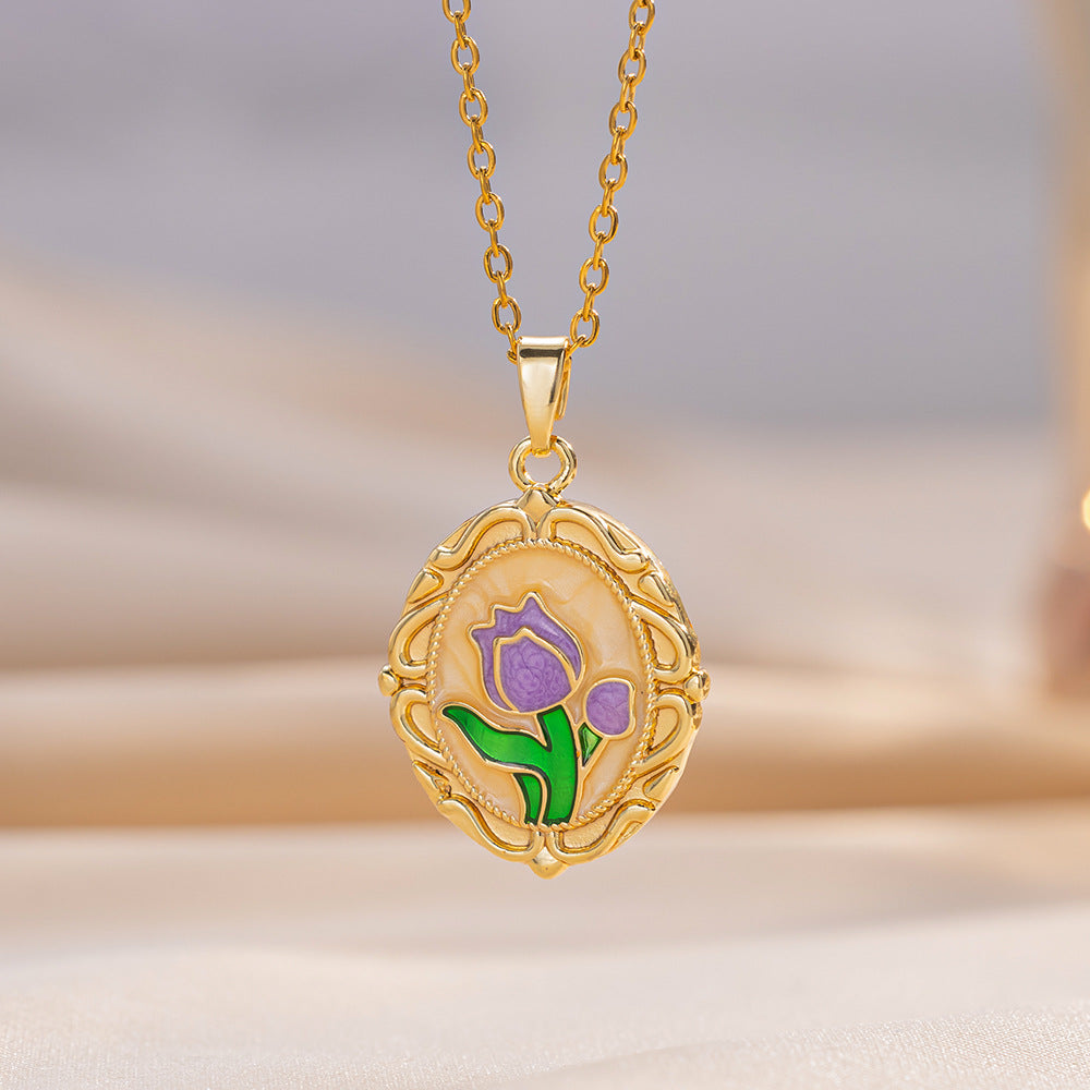 Collana con Pendente a Forma di Tulipano in Stile Floreale in Acciaio al Titanio con Ottone Placcato Oro e Catena a O