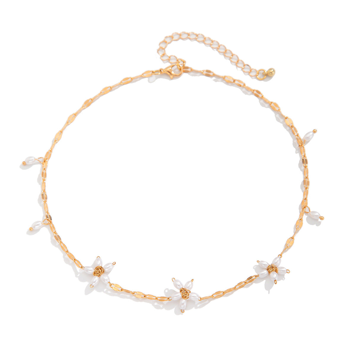 Minimalist Floral Fake Pearl Clavicle Necklace for Women with Single-Layer Chain and Handcrafted Detail