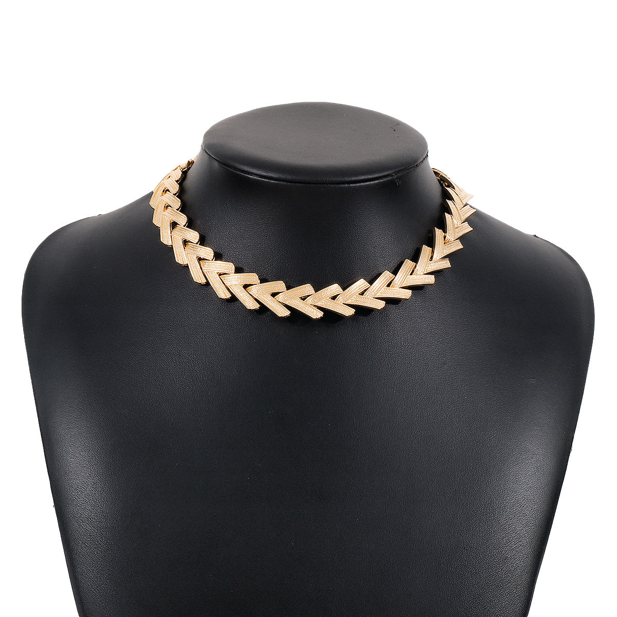 Collar con colgante vintage barroco en forma de V para mujer con diseño geométrico de aleación de hierro galvanizado Cadena de clavícula minimalista