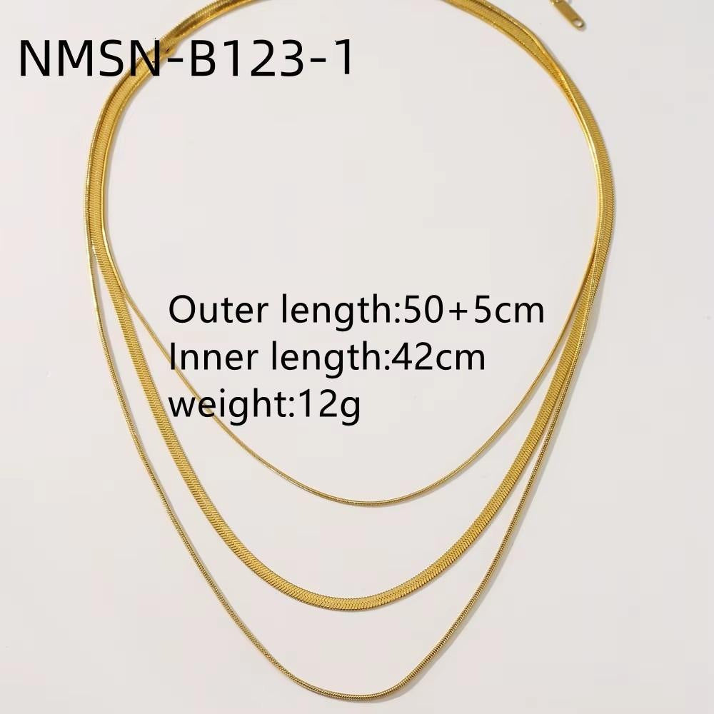 Collana a Serpente Geometrica Minimalista in Acciaio al Titanio da Donna con Finitura Placcata e Lunghezza Regolabile
