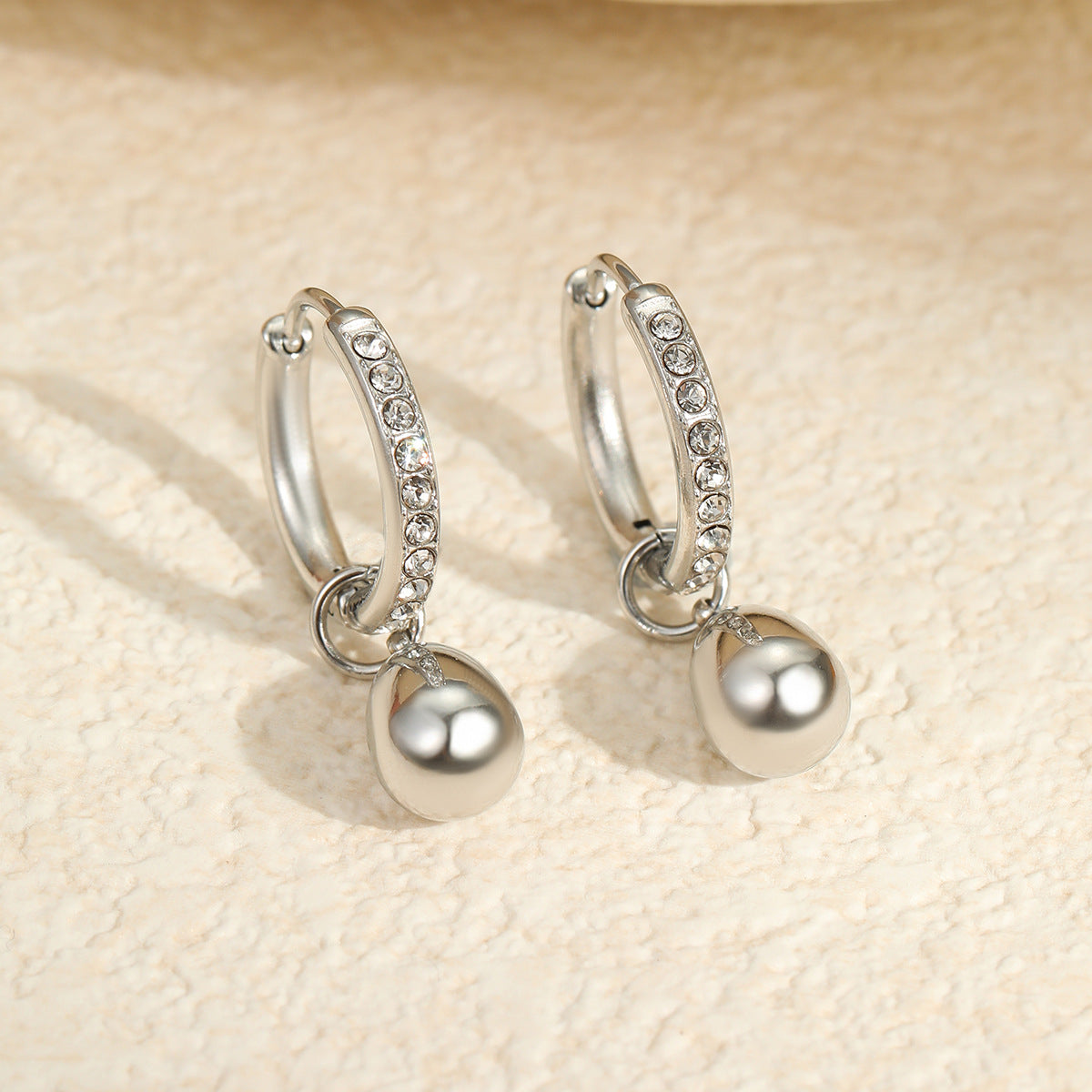 Fashionable Geometric Stainless Steel Hoop Earrings with 18K Gold Plating and Rhinestone Inlay for Women