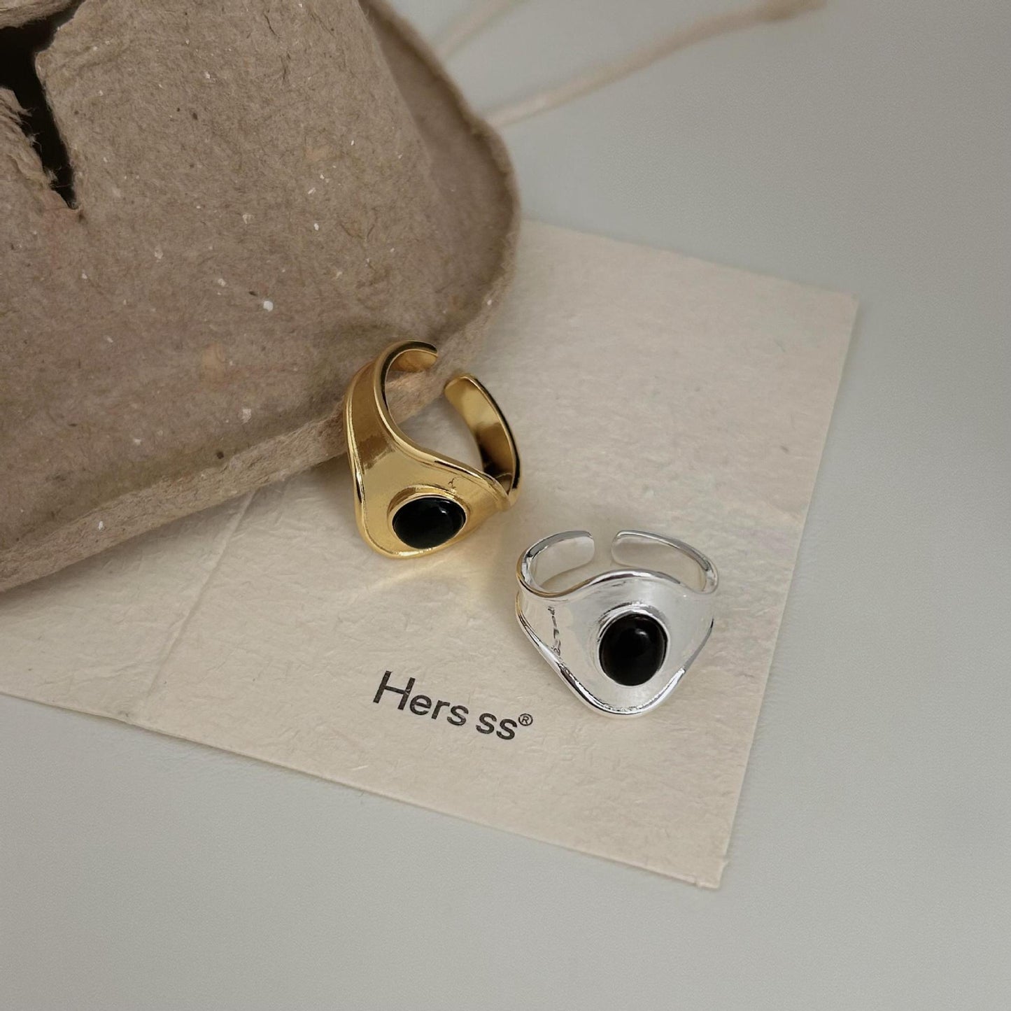 Minimalist Heart-Shaped 925 Sterling Silver Ring with Beveled Geometric Detail for Women