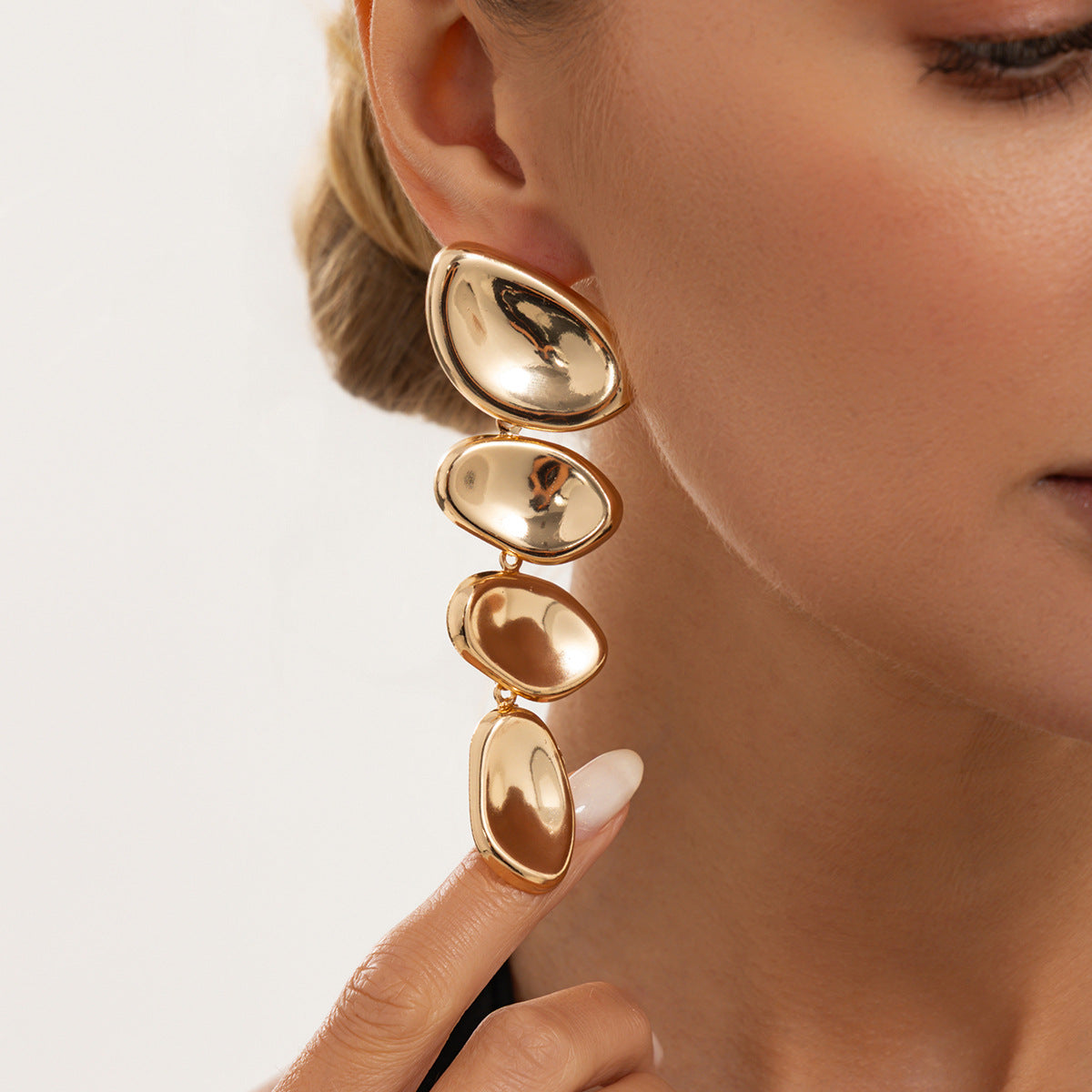 Minimalist Luxury Geometric Rhombus Plated Iron Earrings for Women