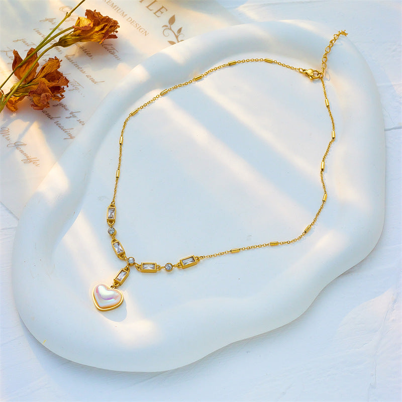Vintage Elegant Rainbow Pearl Heart Pendant Necklace in Titanium Steel with Rhinestone Inlay and Plated Finish for Women
