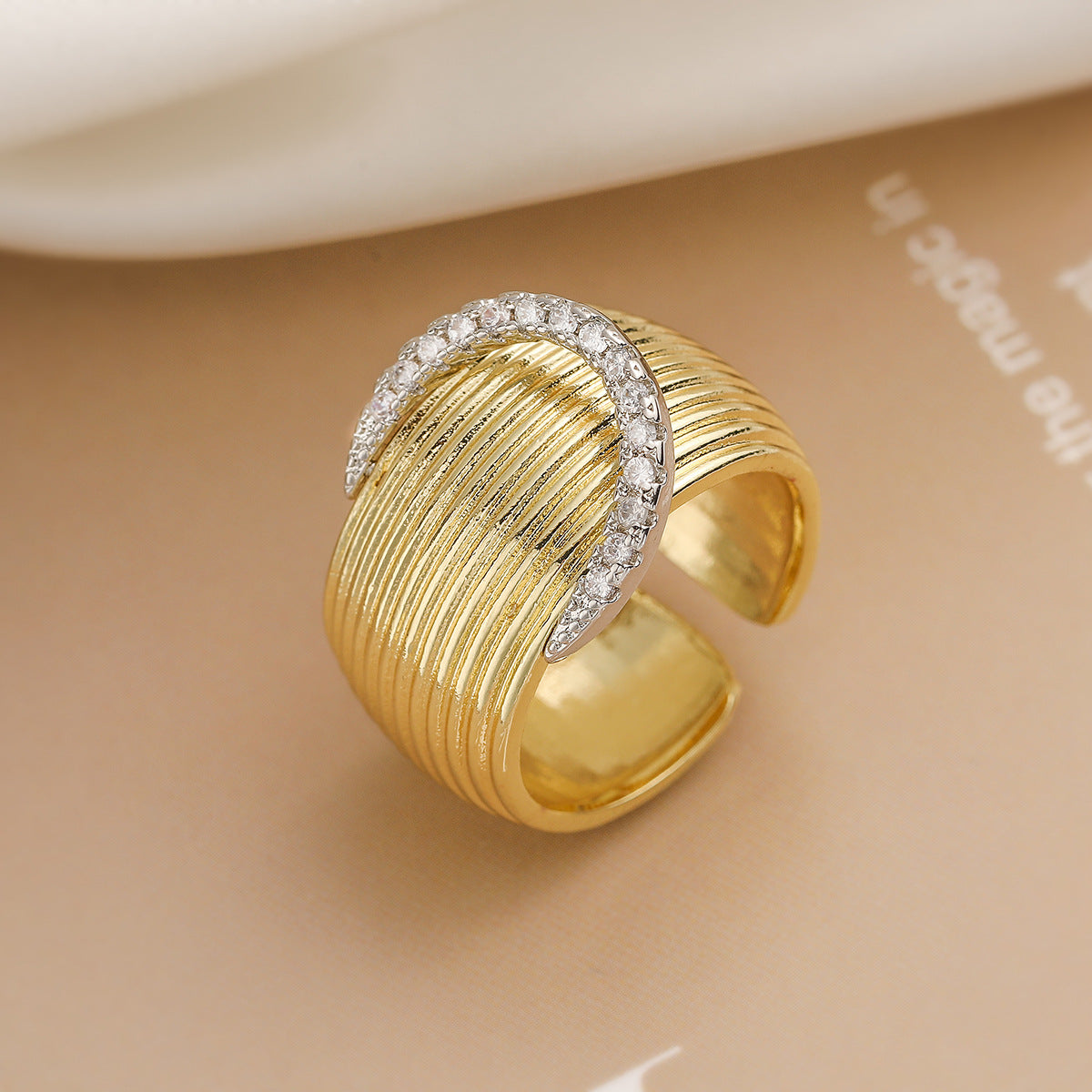 Minimalist Luxe Copper Plated Real Gold Geometric Wide Band Ring for Women with Micro-Pavé Zirconia and Irregular Shape Design