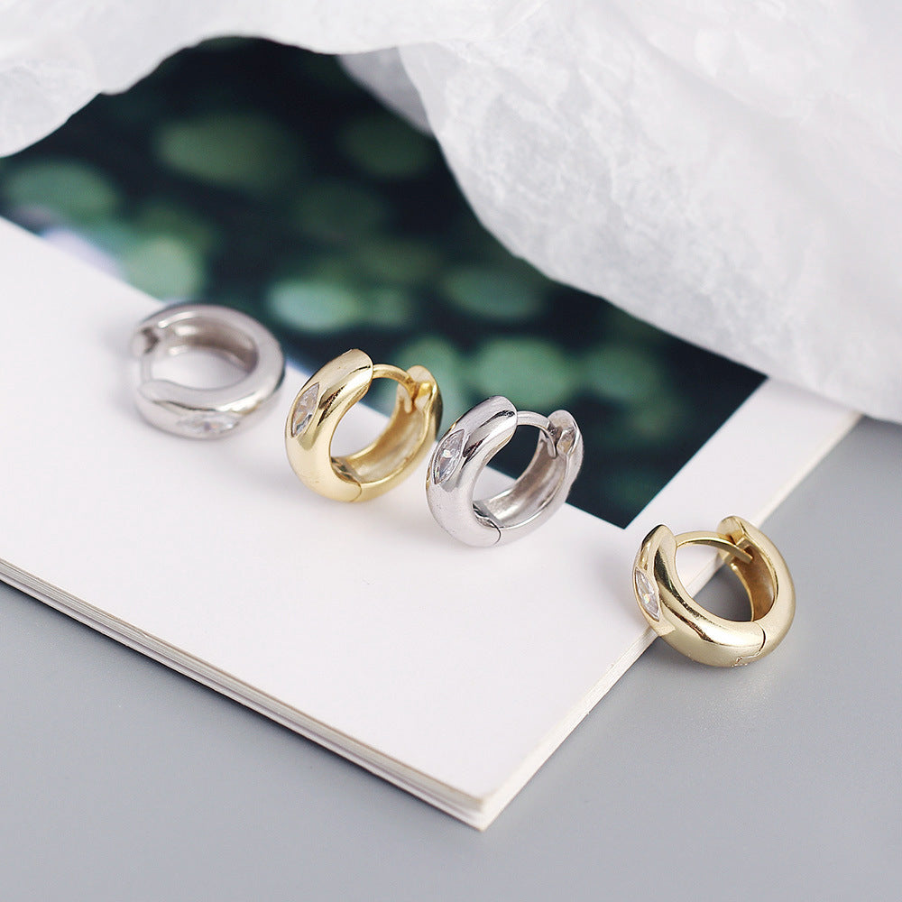 Pendientes de aro geométricos minimalistas de plata de ley S925 con incrustaciones de circonita baguette