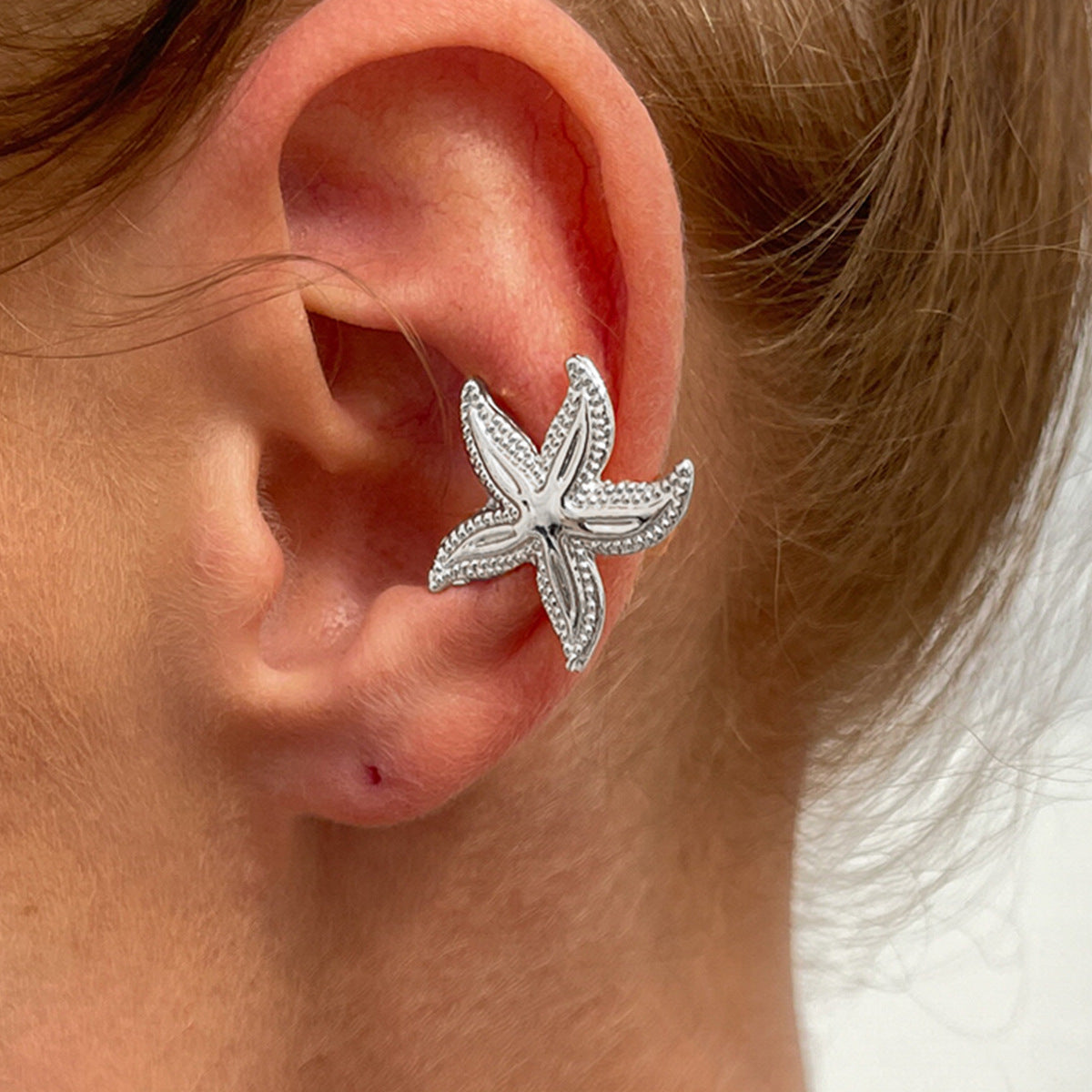 Minimalist Floral Ocean-Inspired Ear Cuff for Women Made of Alloy with Plated Finish No-Piercing Scallop Star Moon Design