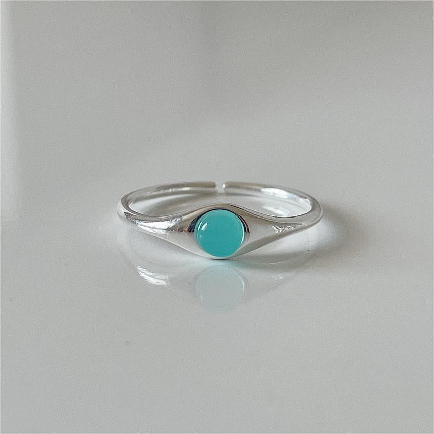 Minimalist Heart-Shaped 925 Sterling Silver Ring with Beveled Square Accent for Women