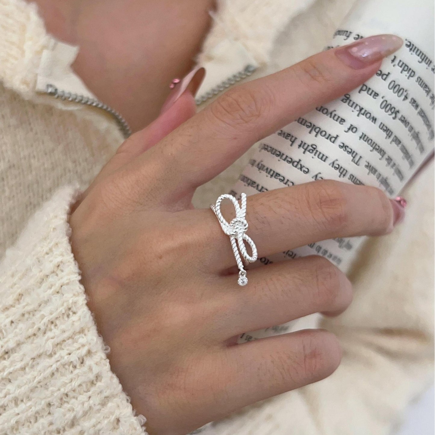 Vintage Sweet 925 Sterling Silver Geometric Bow Ring