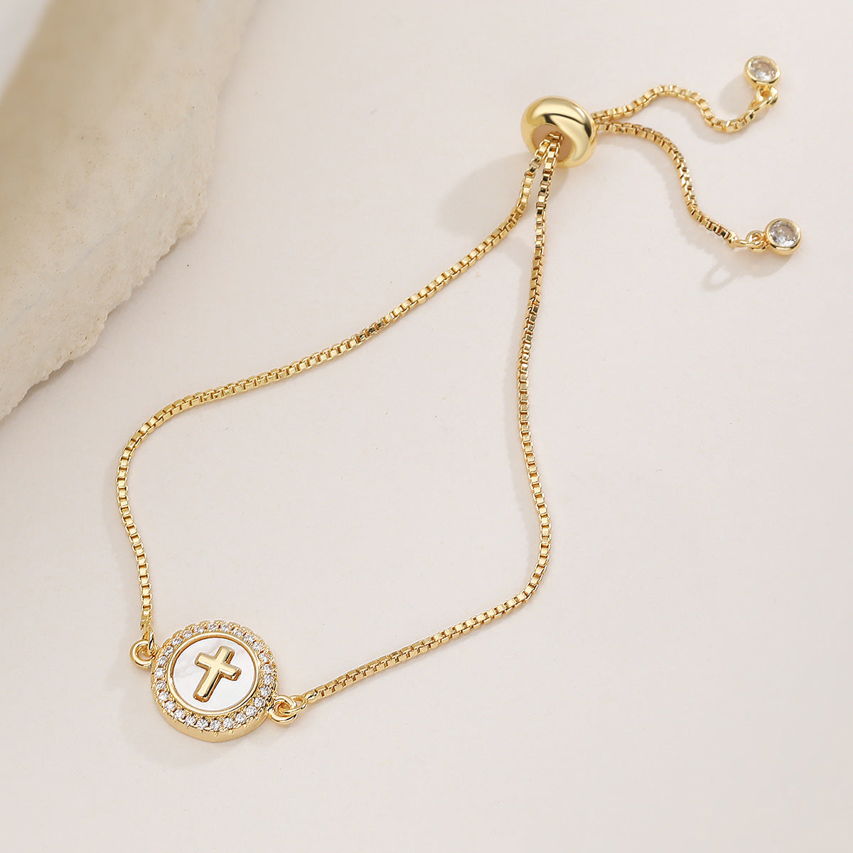 Minimalist 18K Gold Plated Brass Cross Heart Bracelet with Cubic Zirconia for Women