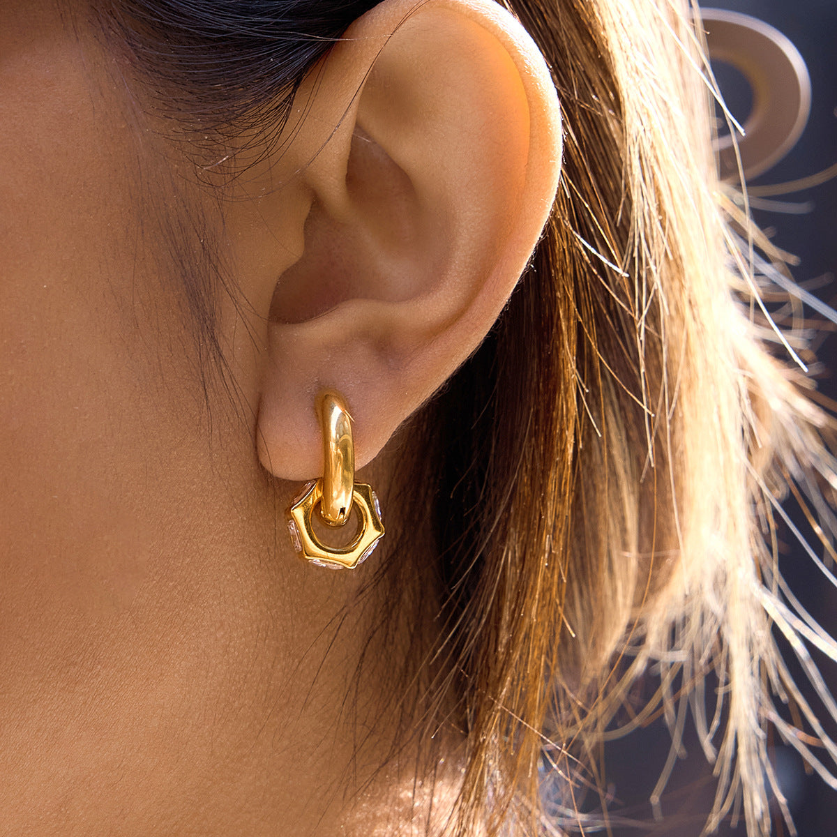Orecchini a Cerchio Minimalisti Geometrici in Acciaio Inossidabile con Strass, Placcati per Donna