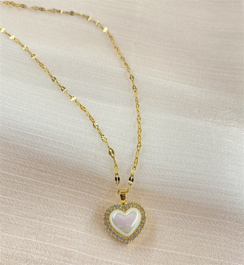 Dulce y Fresco Collar de Corazón Perla de Acero Titanio Inspirado en Sirena para Mujer con Baño de Oro y Cadena Ondulada