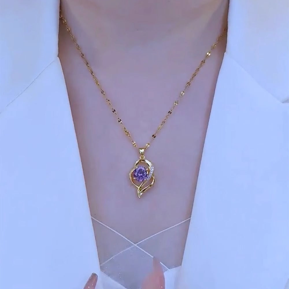 Collana minimalista in acciaio al titanio a forma di cuore con intarsio in strass, finitura placcata, catena a O, gioielli unisex leggeri per clavicola