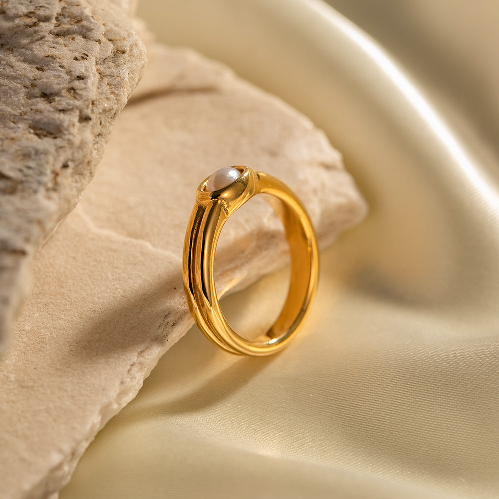 Anello geometrico minimalista da donna in acciaio inossidabile placcato oro 18 carati con intarsio di perle