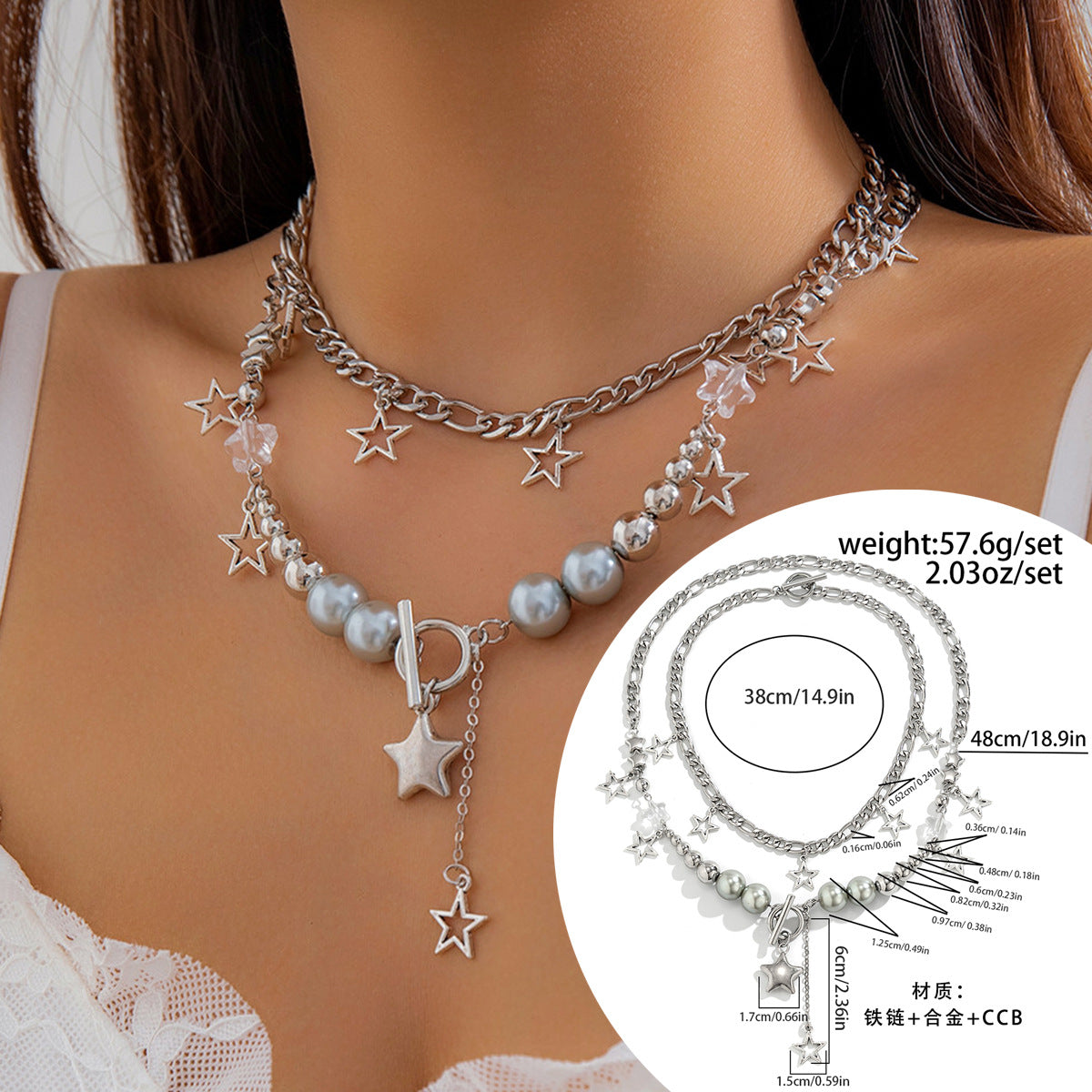 Collana pendente a forma di stella tagliente con nappe da donna, con struttura in lega di zinco e finitura galvanizzata su catenina a sfere