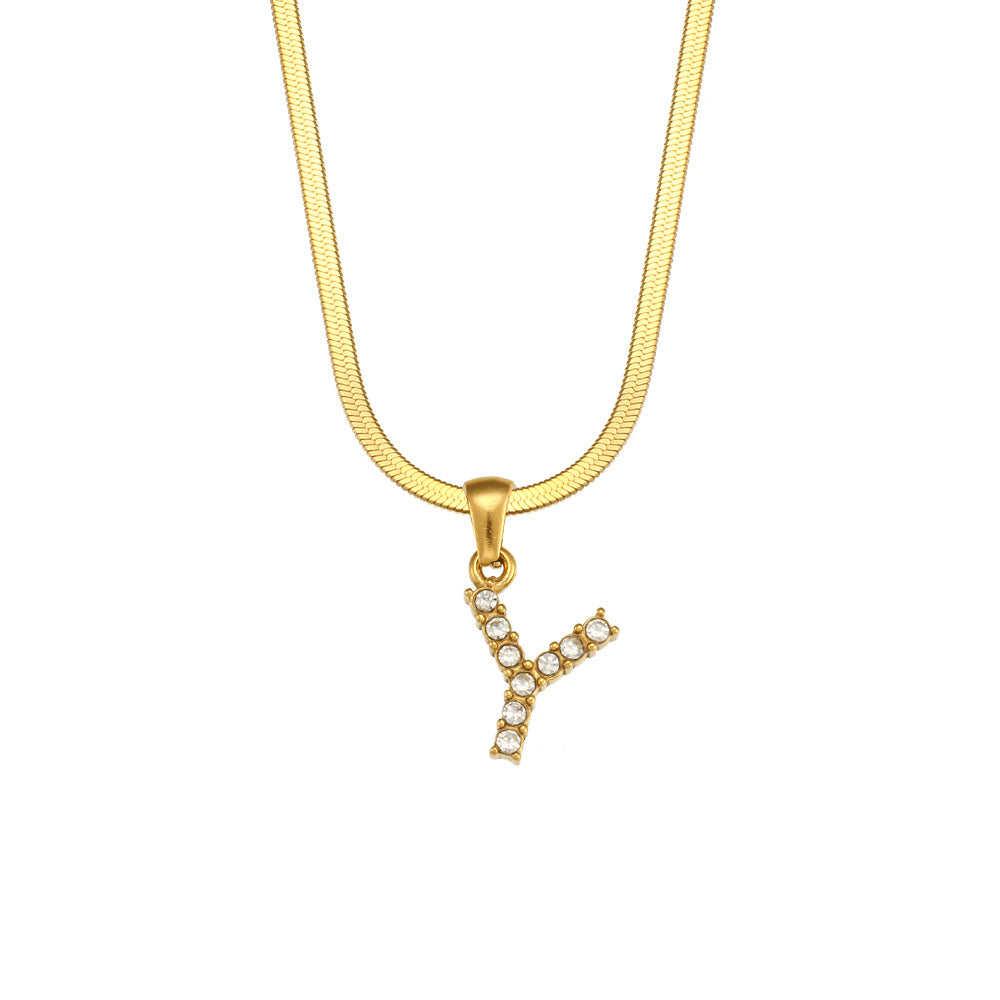 Collana Minimalista con Ciondolo a Lettera in Acciaio Inossidabile con Placcatura in Oro 18K e Zircone su Catena a Serpente Piatta per Donna