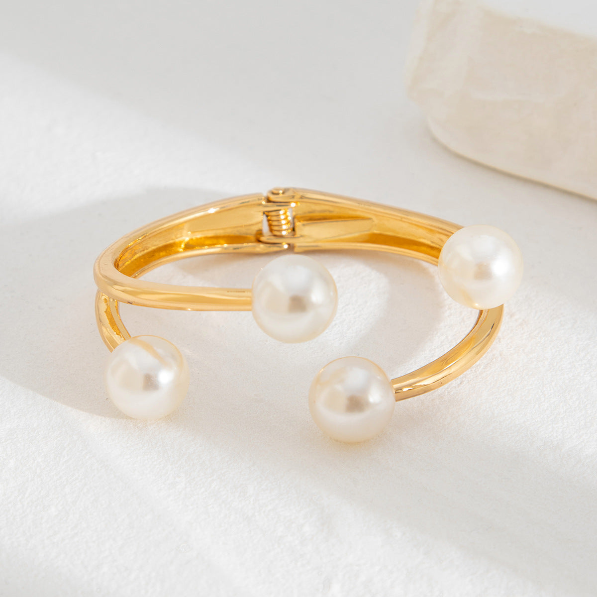 Asymmetric Geometric Plated Zinc Alloy Cuff Bracelet Set