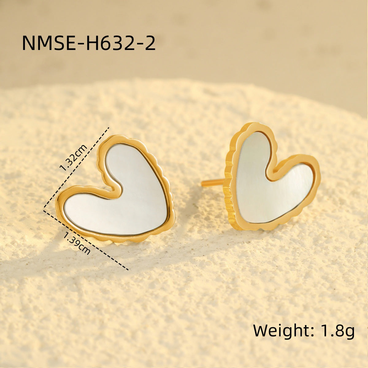Pendientes de acero inoxidable en forma de corazón irregular de inspiración vintage con baño de oro para mujer