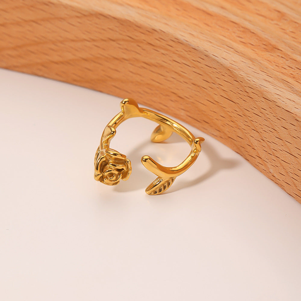 Vintage French Style Rose-Shaped Stainless Steel Ring with Gold Plating for Women, Geometric Design Fashion Ring
