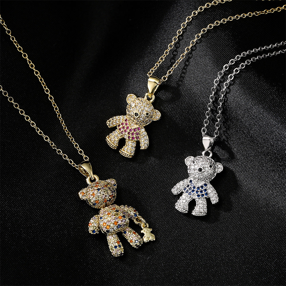 Collana con ciondolo a forma di orsetto per donna in rame con intarsio di zirconi, catena a O, design geometrico