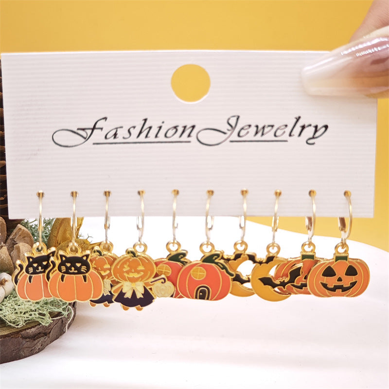 Set di Orecchini di Halloween Dolci e Audaci da Donna con Motivi di Fantasmi, Pipistrelli, Demoni e Scheletri di Zucca in Lega con Finitura Placcata