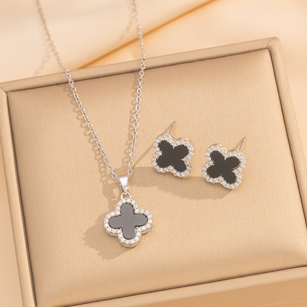 Set di Collana e Orecchini con Ciondolo a Goccia a Cuore Minimalista di Lusso in Acciaio al Titanio con Intarsi di Strass e Placcatura in Oro su Catena a O