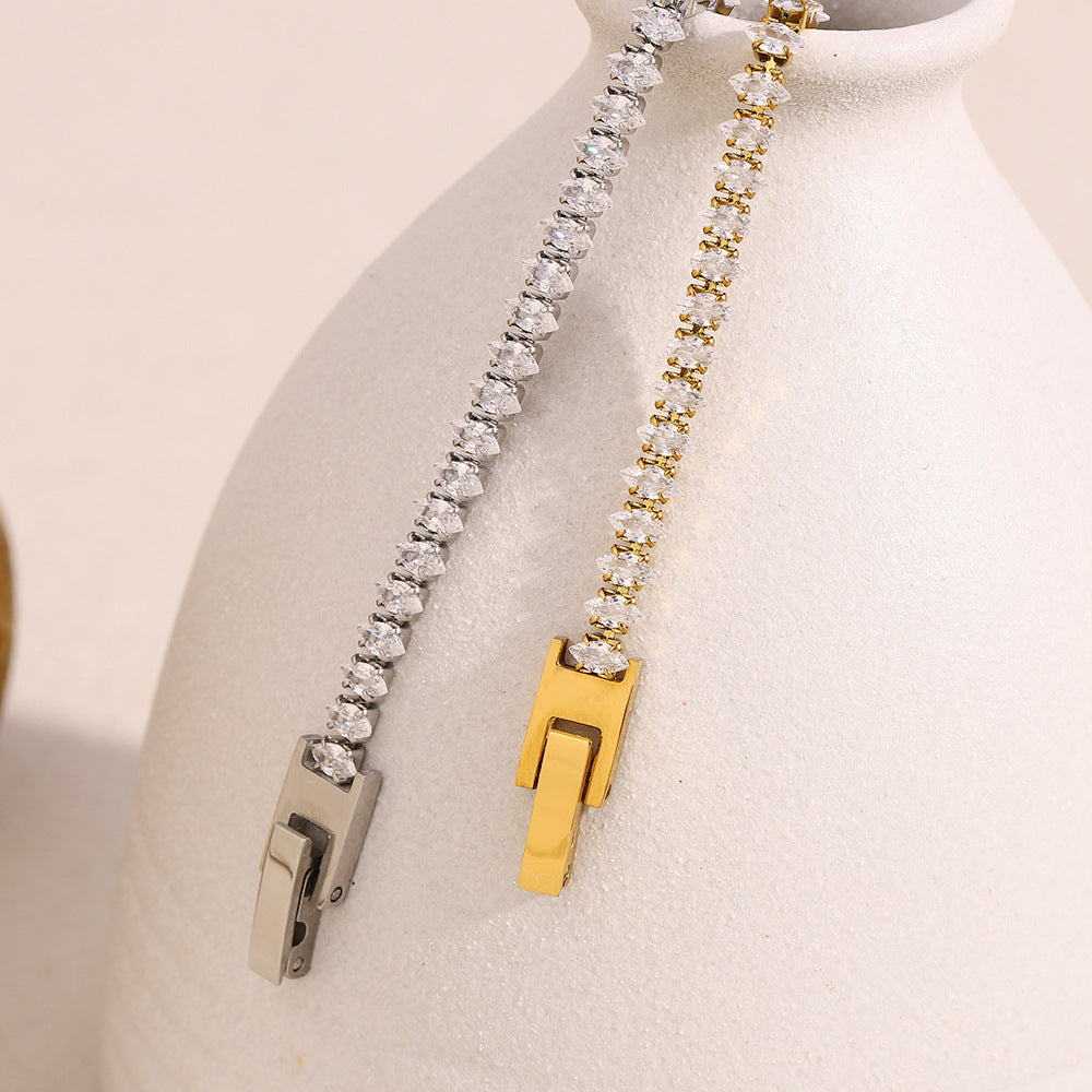 Bracciale da donna in acciaio inossidabile placcato oro 18 carati con zirconi a occhio di cavallo, geometrico e alla moda