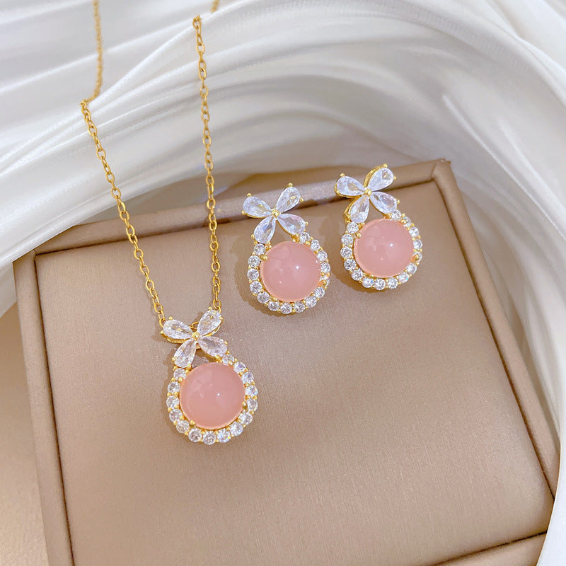 Sweet Elegant Geometric Brass Pendant Titanium Steel Plated Jewelry Set for Women