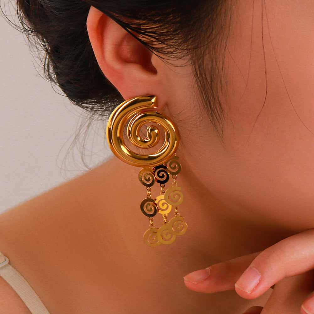 Orecchini Pendenti con Nappa a Stella, Cuore e Conchiglia Vintage in Acciaio Inossidabile con Placcatura Sottovuoto in Oro 18K da Donna